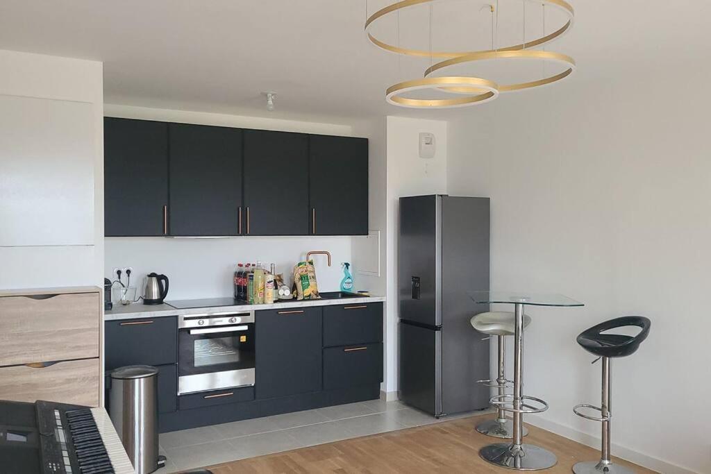 Appartement Chic 5 Min Disneyland/Vallee Village سيري المظهر الخارجي الصورة